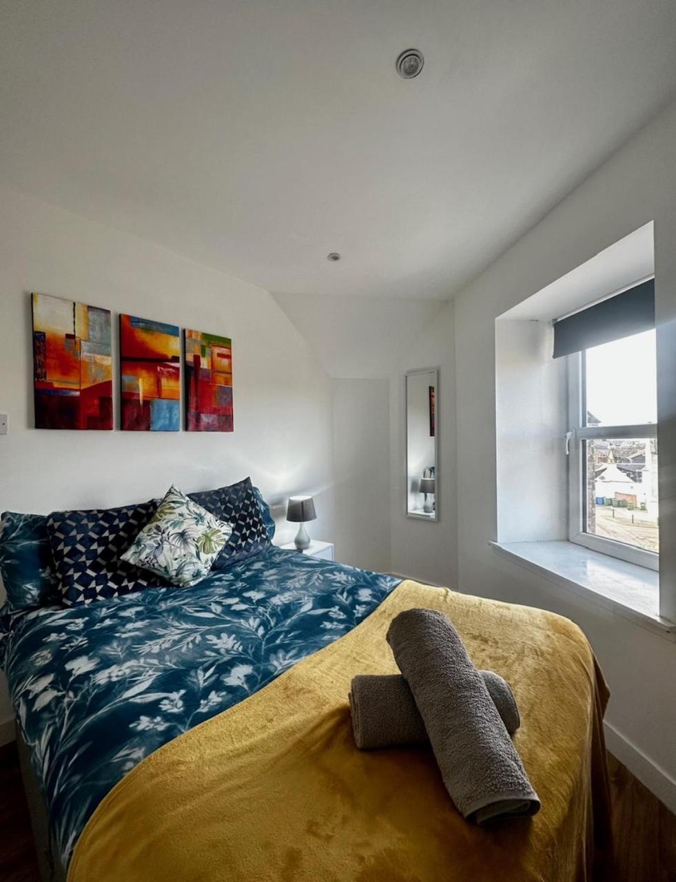 3-Bedroom Flat In The City Centre Next To The River Ness Inverness Kültér fotó